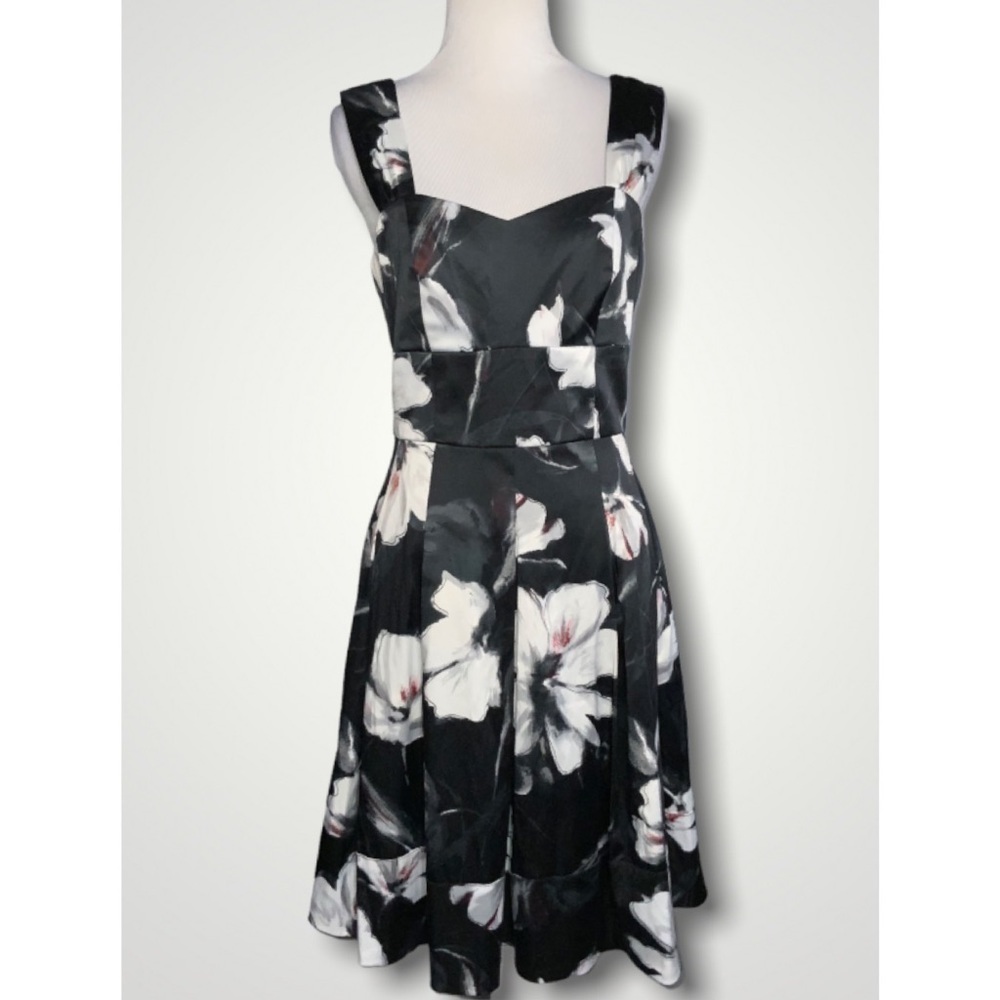 White House Black Market Black/White Satin Floral Sweetheart Sleeveless Dress 4